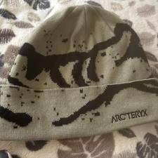 Arc’teryx Grotto Toque Beanie Dark Beige Knit Winter Hat Unisex Outdoor NWT picture