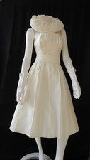 Vtg 1950's Ladies Sleeveless Fit n Flare White Sateen Dress w/Gloves sz S/34