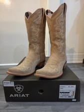 New Ariat size 10B Hazen Truly Taupe cowgirl boots. Versatile and stylish picture