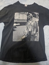 Rare 2015 Kurt Cobain Smoking Glasses Shirt Medium The End Of Music picture
