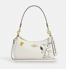 COACH x PEANUTS Teri Shoulder Bag Snoopy Chalk Multi CBJ76 Outlet NEW picture