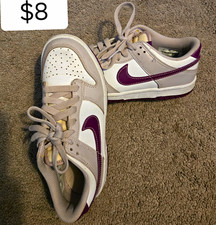 Nike Unisex Kids Sneakers Size 4 Gray White Purple Low Top Lace-Up Colorblock picture