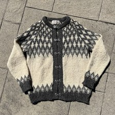 VINTAGE 70s 80s Scottish Made Wool Sweater With Pewter Hook Buttons picture