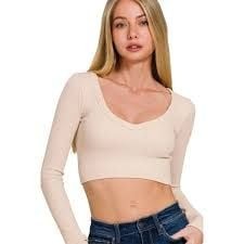 Zenana Seamless Fitted Rib V-neck Long Sleeve Crop Top picture