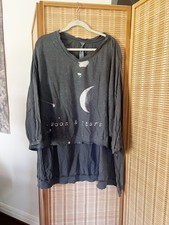 Magnolia Pearl Pullover Francis Hi Lo Moon and Stars picture