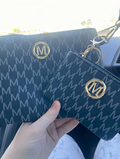 NEW| Michael Kors Cross Body Purse With Matching Coin Wallet picture
