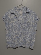 Women's C &C California Floral Shirt Size (Medium) picture