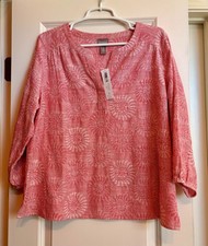 Chico's Size 2 Red and White Floral Jacquard Top, Split Neck, 3/4 Sleeve , NWT picture