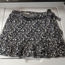 LA HEARTS Skirt Women's Size Small Black & White Floral Wrap Style by Pacsun picture