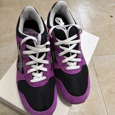 Size  9.5- ASICS Awake NY x Gel Lyte 3 Black Pink brand new  picture