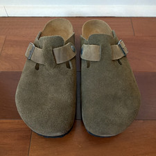 Birkenstock Boston Men’s Green/Brown Suede Clog Mismatch Left 43, Right 44 NEW picture