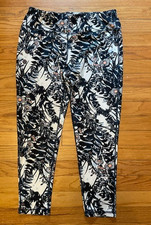 SWEATY BETTY 7/8  Workout Leggings Mystical Garden Print L Large picture