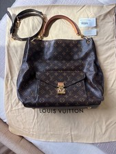 Authentic Louis Vuitton Metis Monogram M40781 Hobo Bag picture