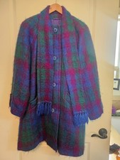 Irish wool winter coat - women's picture