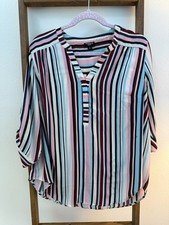 TORRID Harper Women's Striped Blouse Size 0 - Unique patten picture