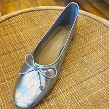 Schutz Women’s Silver Metallic Ballet Flat Leather Bow Square Toe 8M picture