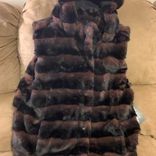 Brand new with tags pristine NWT Coffee Shop New York hooded faux-fur vest picture