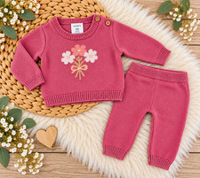 NWT Carter's Girl’s 2-Piece Knit Sweater & Pants Set Pink Floral 3 Months picture