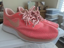 womens nike shoes size 7.5 picture