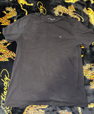 Tommy Hilfiger Men’s L Black Crew Neck Short Sleeve Cotton Logo Tee fits small picture