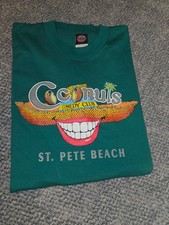 Vintage Coconuts Comedy Club St. Pete Beach Florida Graphic T-Shirt Green picture