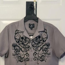 Distortion Premium Goods Men's Gray Skull Graphic Camp Shirt Cropped Fit Size M picture