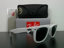 Ray-Ban RB2140 Original Wayfarer Classic Sunglasses Matte White 50mm Never Worn picture