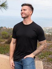Fresh Clean Threads - Large 4 Pack - Premium Black T-Shirts picture