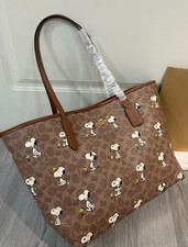 New COACH x PEANUTS CBJ89 City Tote Bag Signature Coated Canvas Snoopy Outlet picture