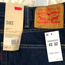 Levi's 505 Men's Regular Fit Straight Leg Dark Wash Blue Denim Jeans 42x32 picture