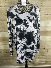 LuLaRoe Erin Top Sz XL Long Sleeve Raglan Halloween Bats picture