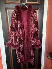 Embroidered Velvet Kimono Robe picture