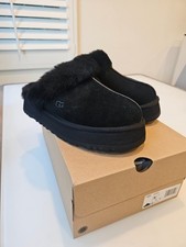 UGG Women's Disquette Platform Slippers Black Suede 1122550 New in Box picture