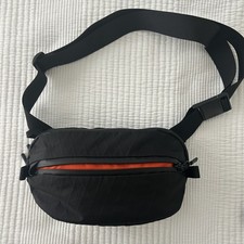 Aer Day Sling 3 X-Pac Black Crossbody Bag EDC Waterproof Tech Travel VX-42 picture