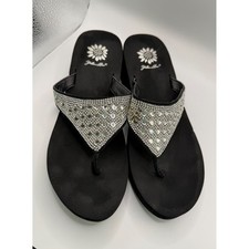 Yellow Box Birder Sandals Women 8.5 Black Excellent Rhinestone Wedge Flip Flops picture