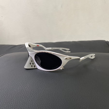 Oakley Plantaris OO9437 Polarized Sunglasses Y2K White Frames Vintage picture