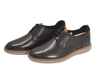 Clarks Brantin Plain Shoes Mens Size 8 Black Leather Casual Comfort Sneakers picture