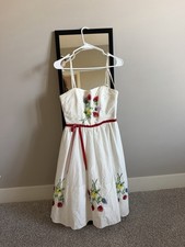 Vintage Betsy Johnson Embroidered Flower Dress Size 4 picture
