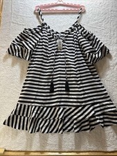 Torrid Women’s 00 Black White Striped Cold Shoulder Ruffle Hem Tunic Top NWT picture