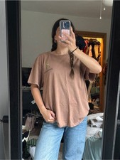 Brown Short-Sleeve Women's Crewneck Tee picture