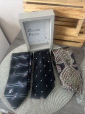 DON LOPER Beverly Hills SET OF 3 Silk And Or Polyester Neck Ties PreOwned picture