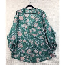 Plus Size Green Floral V-Neck Blouse from Torrid - Size 3X picture