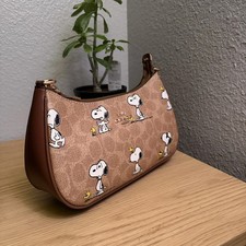 NWT Coach X Peanuts Teri Shoulder Bag Snoopy Print Signature Canvas CBJ88 picture