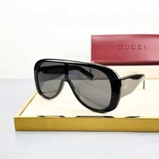 Gucci GG2164S Black Oversized Shield Gray Lens Sunglasses New w/ Case picture