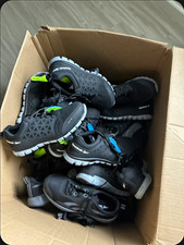 Reebok Men's, metallic tip, anti-oilBlack/Gray US 9 Intelliknit picture