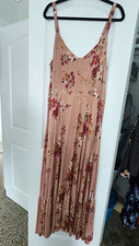 Torrid Size 2 Women's Pink Floral V-Neck Spaghetti Strap Midi Dress picture