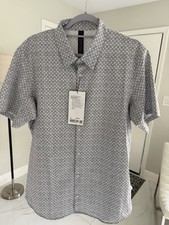 lululemon Airing Easy Short Sleeve Button-Up Shirt XL Gray/White Geometric picture