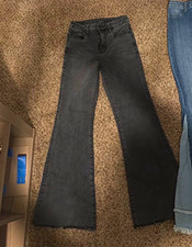 American Eagle Women’s Black Dark Wash Flared Stretch Jeans Size 4 Regular picture