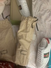 BRAND NEW‼️‼️ womens white Gucci Ace “Bee” with box picture