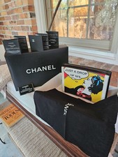 CHANEL JUST A DROP OF NO.5 Clutch Bag Patent leather Leather A17585 90297706 picture